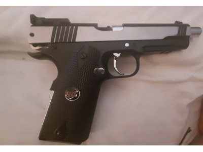 Pistola  Colt de Aire Comprimido