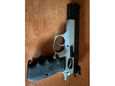 Pistola  Tanfoglio 9pb