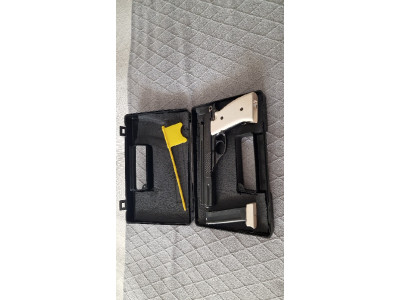 Pistola Astra TS22 