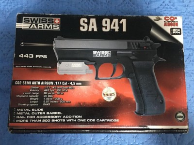 Pistola de CO2 Swiss Arms SA941 4