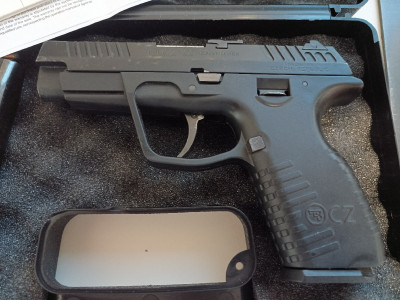 Pistola CZ 100 9 mm Pb