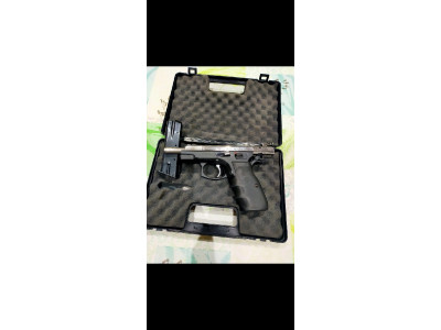 CZ 85 