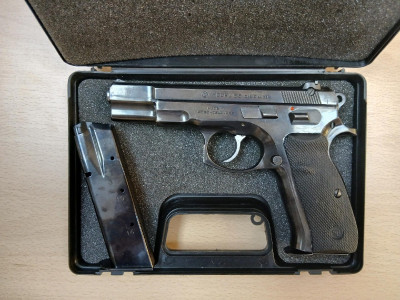 CZ 85 combat