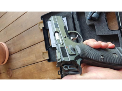 Pistola CZ SP SHADOW