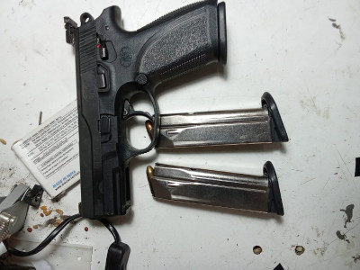 Pistola FN FNP-9 calibre 9 Parabellum