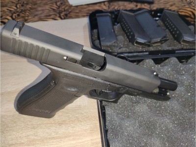 Pistola Glock 17 Gen4