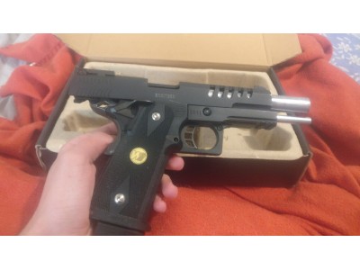 Pistola de airsoft Hi-capa 5.1 We