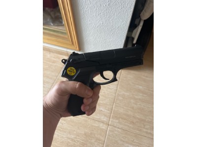 Pistola Gamo PT-80 de aire comprimido