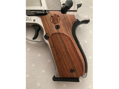 Pistola S&W 952 de 5"