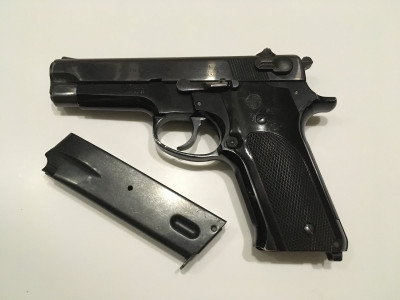 S&W 59