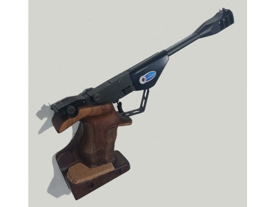Pistola TAU Brno 7 para Competición 10 Metros en Galería