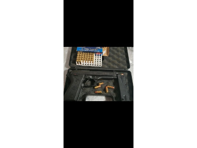 Pistola Taurus pt 92