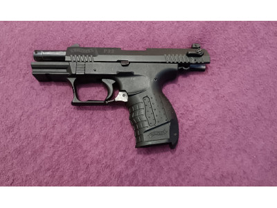 Walther P-22