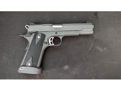 Predator tactical iron shrike
