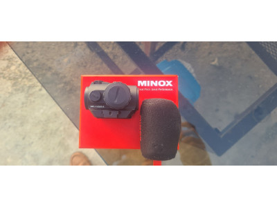 Punto rojo Minox Rv1