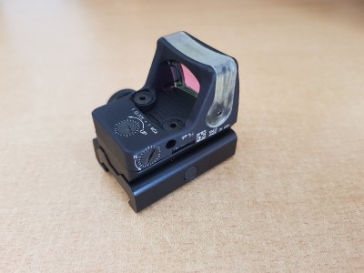 Punto Rojo Trijicon RMR Iluminación dual de 13.0 MOA