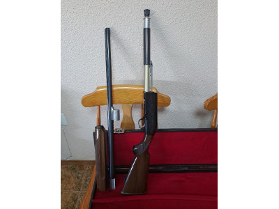 repetidota beretta ,calibre 12 ,modelo A301 ,3 estrellas ,3