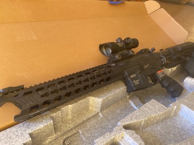 Réplica AEG M4 G&G GC16 Predator