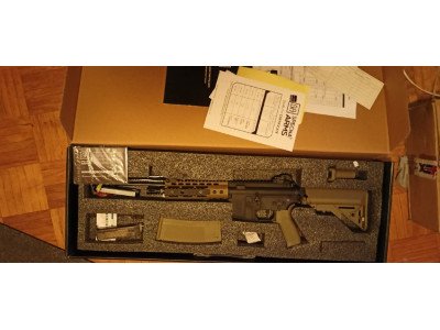 Aeg M4 specna Arms Sa-E12