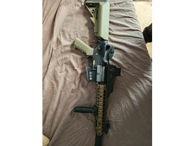 Replica airsoft Mk18