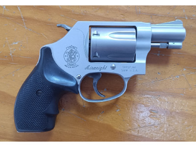Revólver S&W en Madrid