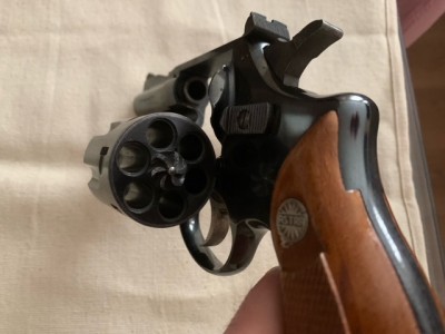Revolver Astra 357 magnum