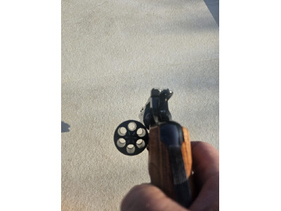 Revolver colt PYTHON