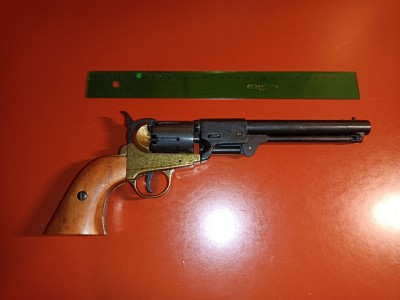 Revolver Denix confederado 1860