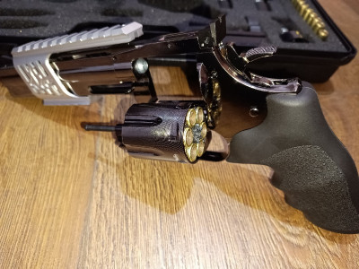 Dan Wesson 715 6" Steel Grey (4.5mm)