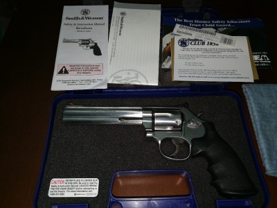 Revolver Smith Wesson 357 Magnum 686