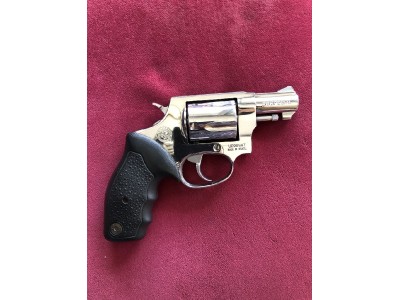 Taurus 85 inoxidable