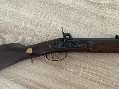 Rifle avancarga Pensilvania ardesa.45