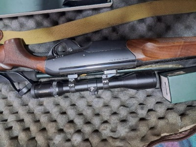 Rifle Benelli Argo 300 con Visor Swarovski