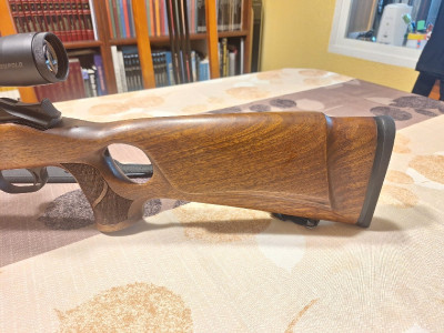 Rifle Blaser R93 270wsm thumhole