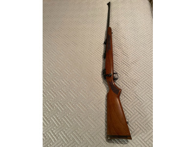 Rifle cerrojo Savage 300 wm