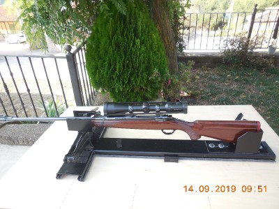 Rifle de cerrojo Ruger M-77 + Kahles Helia-c