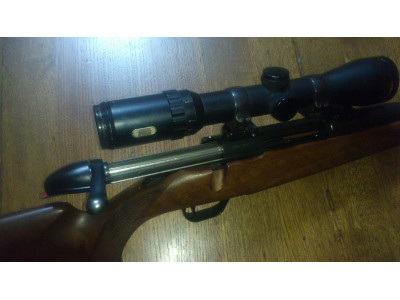 Rifle de cerrojo seminuevo FN