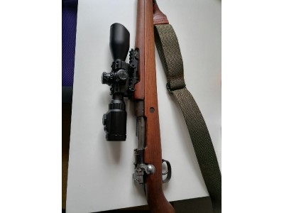 Rifle de cerrojo Mauser 8x57js de 1947