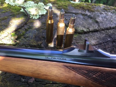 Rifle de cerrojo Voere Luxus