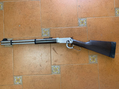 Rifle Walther Lever Action-Co2 (winchester) con accesorios