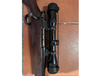 Rifle Weatherby Vanguard 30-06 de cerrojo en madera