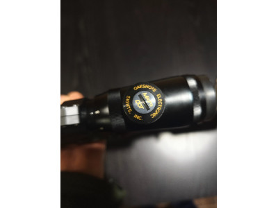 Winchester 308 de cerrojo con visor