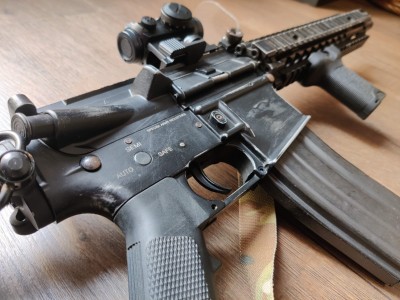 Réplica airsoft Specna Arms SA-A03 M4 Upgradeada