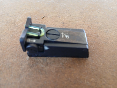 Se VENDE CARABINA ANCHUTZ MATCH 64 CALIBRE