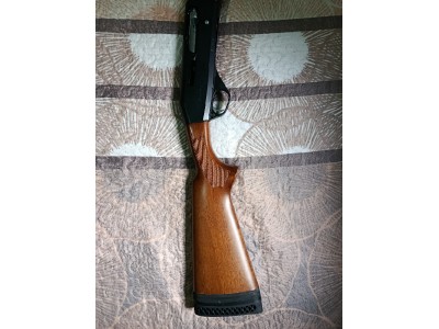 Semiautomática Stoeger Beretta Cal 20