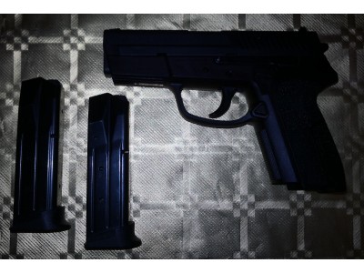 SIG SAUER PRO 2009 (SUIZA)