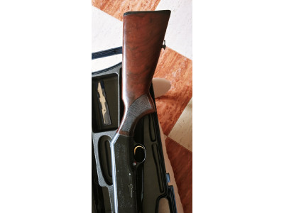 Silver Lark Beretta A304
