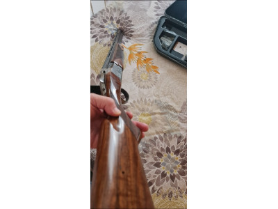 Browning B725