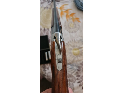 Browning B725