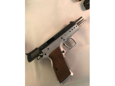 Pistola Tanfoglio Limited 45 ACP 